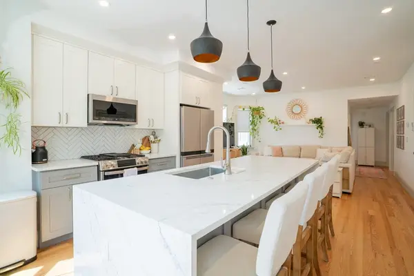 16 Church St, Boston, MA 02122