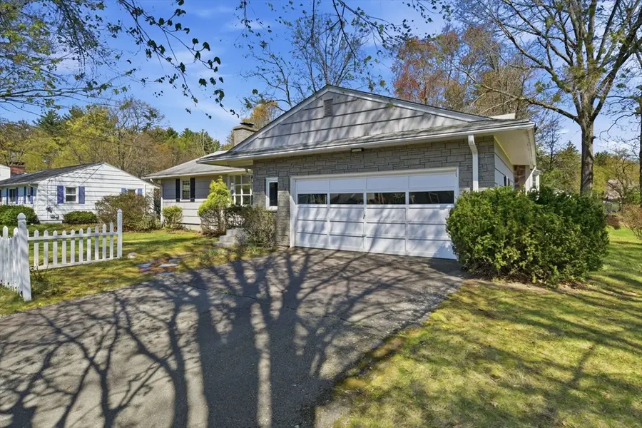 7 Dragon Circle, Easthampton, MA 01027 - #2