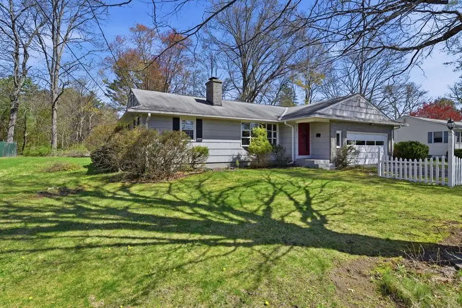 7 Dragon Circle, Easthampton, MA 01027 - #3