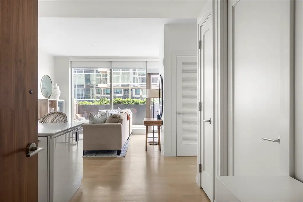 133 Seaport Blvd #520, Boston, MA 02210 - #1