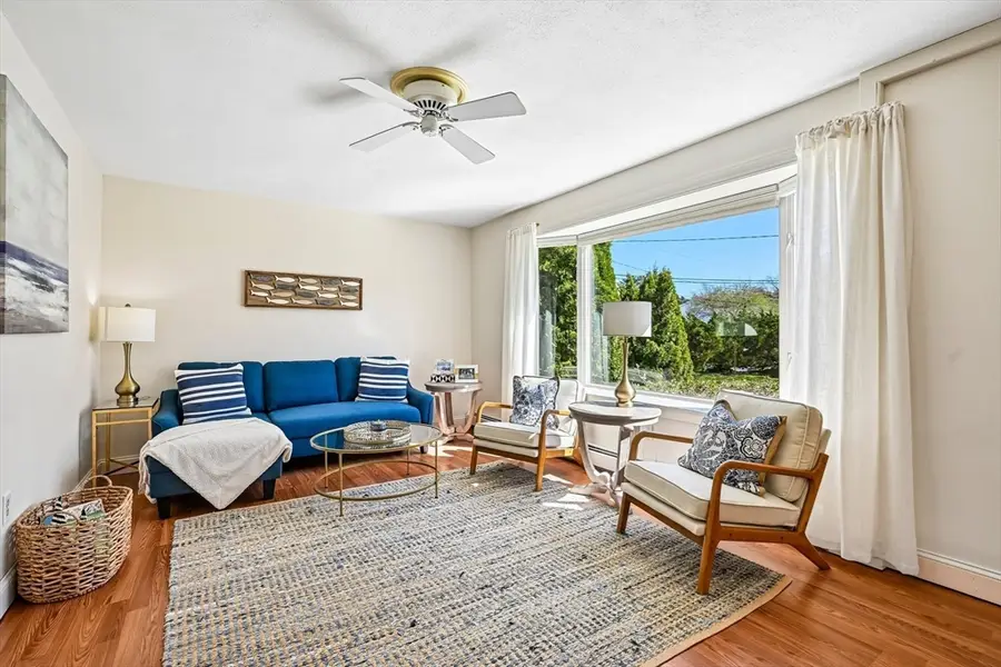 1 Mark St, Manchester, MA 01944 - #3