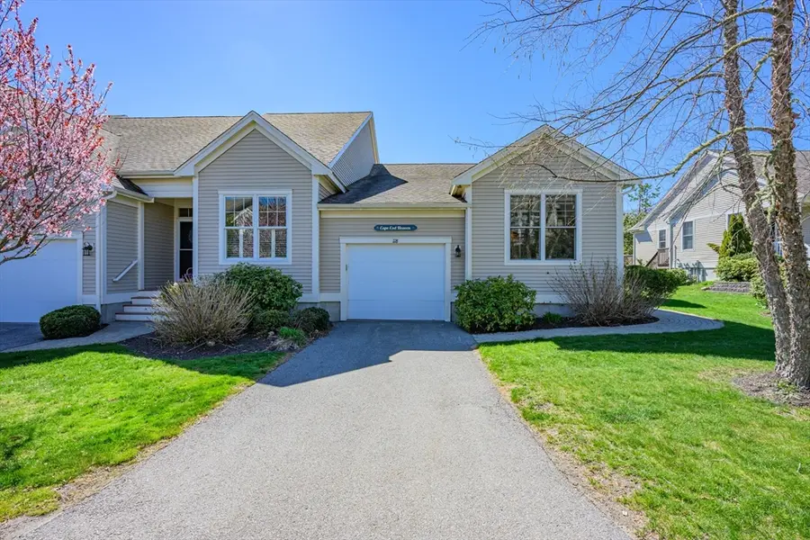 118 Grey Hawk Dr #118, Mashpee, MA 02649 - #2