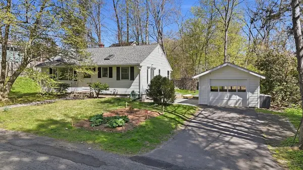 11 Verona St., Northampton, MA 01062