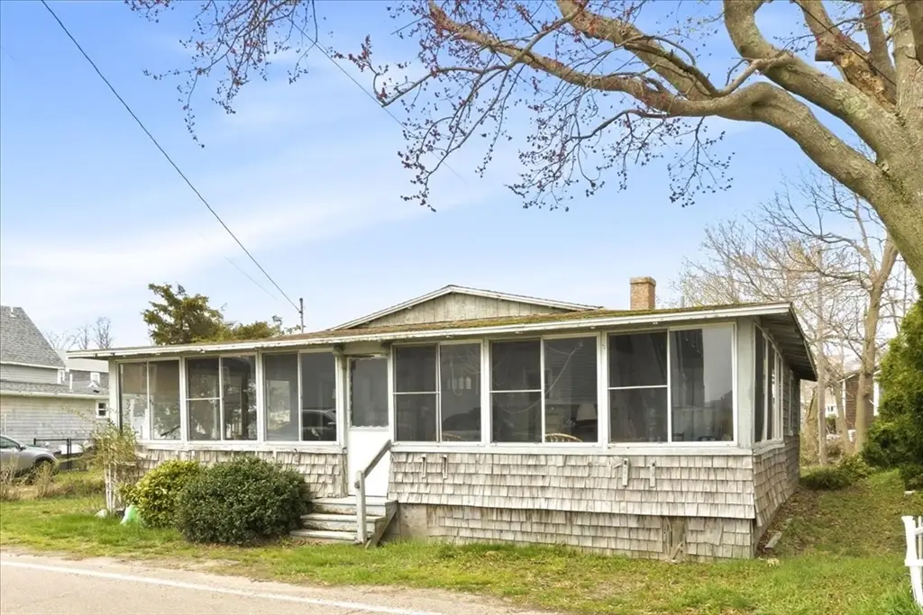 64 Central St, Ocean Bluff Brant Rock, MA 02020 - #1