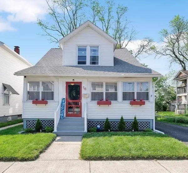 18 Los Angeles St, Springfield, MA 01107