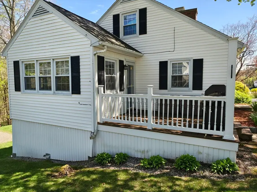 25 Manor Rd, Auburn, MA 01501 - #3