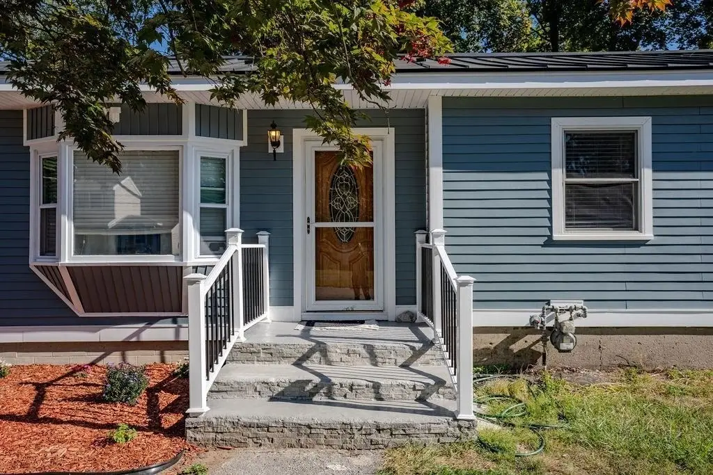 42 Lannon Ave, Dracut, MA 01826 - #1