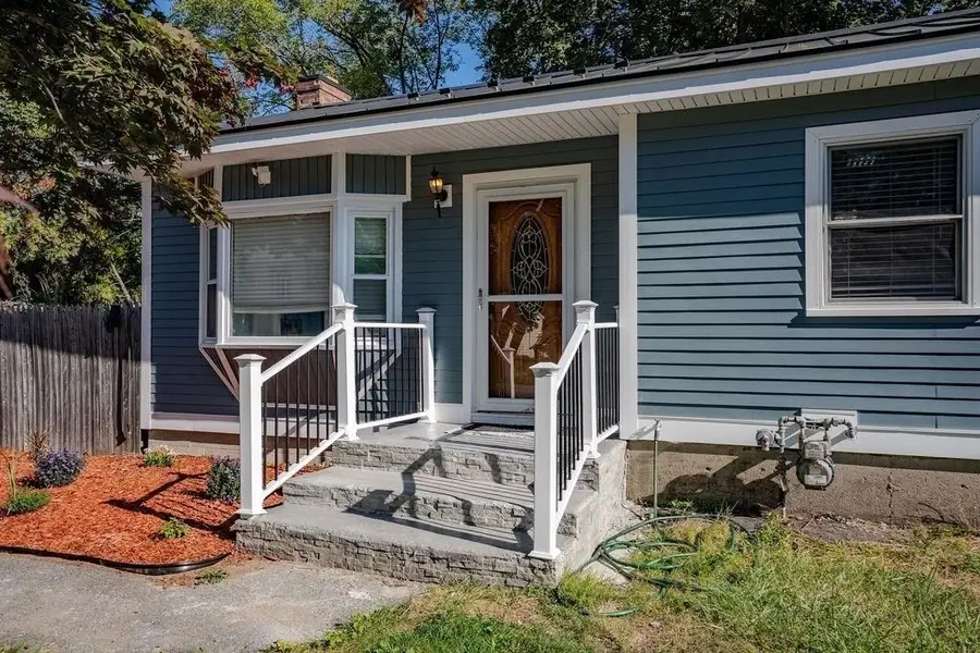 42 Lannon Ave, Dracut, MA 01826 - #2