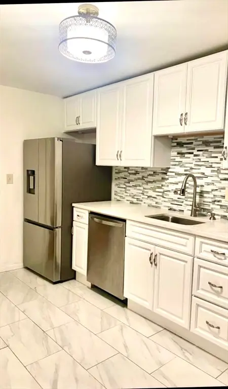 66 Bryon Rd #5, Boston, MA 02467