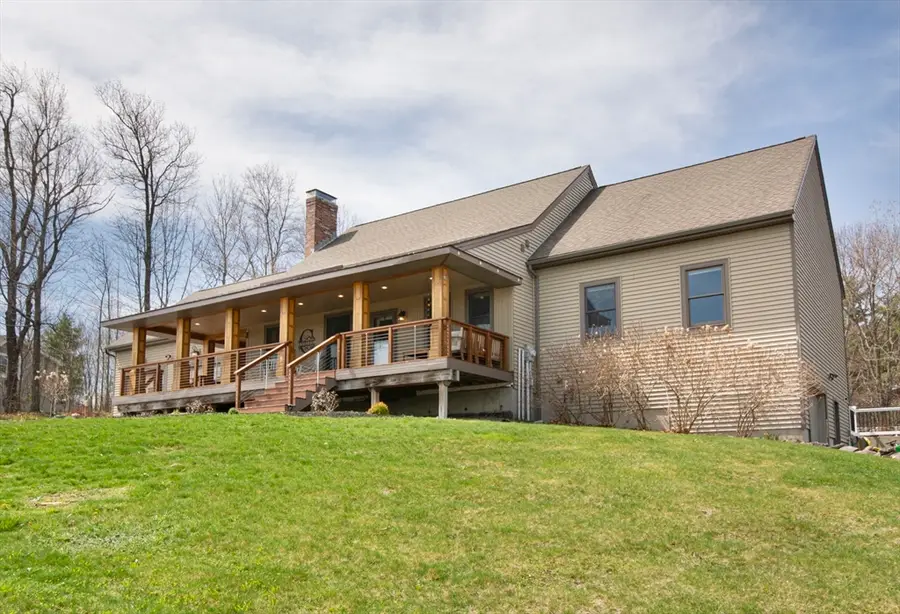 4 Lena Ln, Lunenburg, MA 01462 - #3