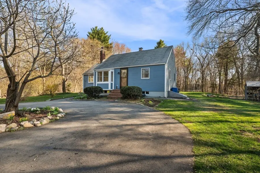 408 Central St, Rowley, MA 01969 - #3