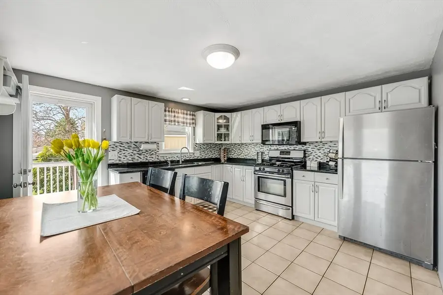 72 Norwich Rd, Brockton, MA 02302 - #3