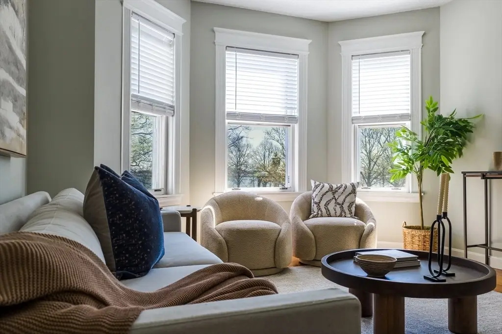 83 Farragut Rd #1, Boston, MA 02127 - #1