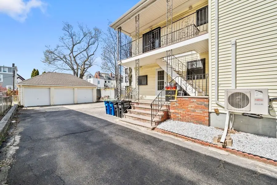 11 Rush St, Somerville, MA 02145 - #3