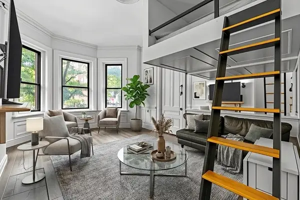 364 Marlborough St. #1, Boston, MA 02116