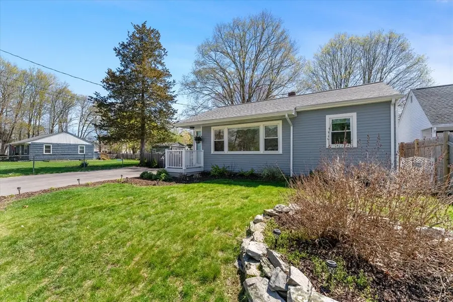 40 Tremont Ave, Taunton, MA 02780 - #2