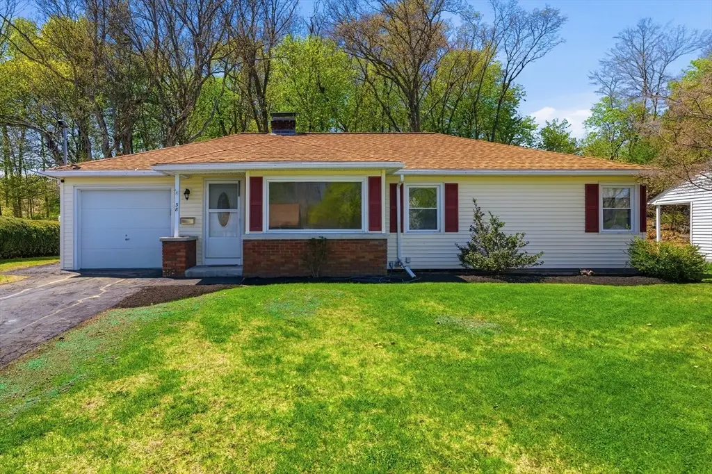 38 Hillside, Webster, MA 01570 - #1