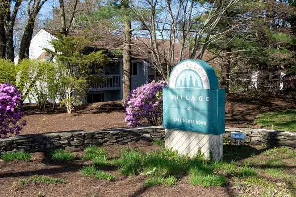 1 Beals Cove Rd #C, Hingham, MA 02043