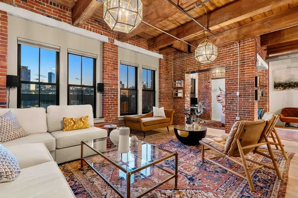 9 W Broadway #210, Boston, MA 02127