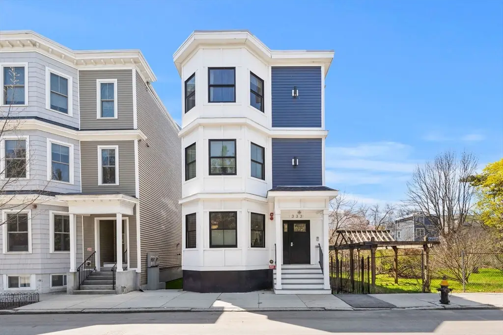 333 Maverick St #2, Boston, MA 02128 - #1