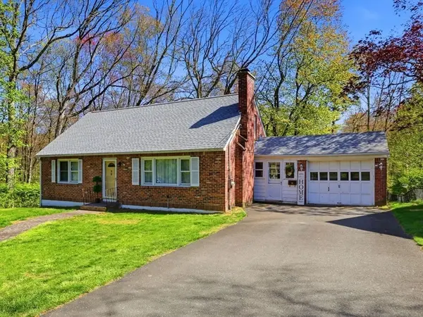 98 Clarence St, West Springfield, MA 01089