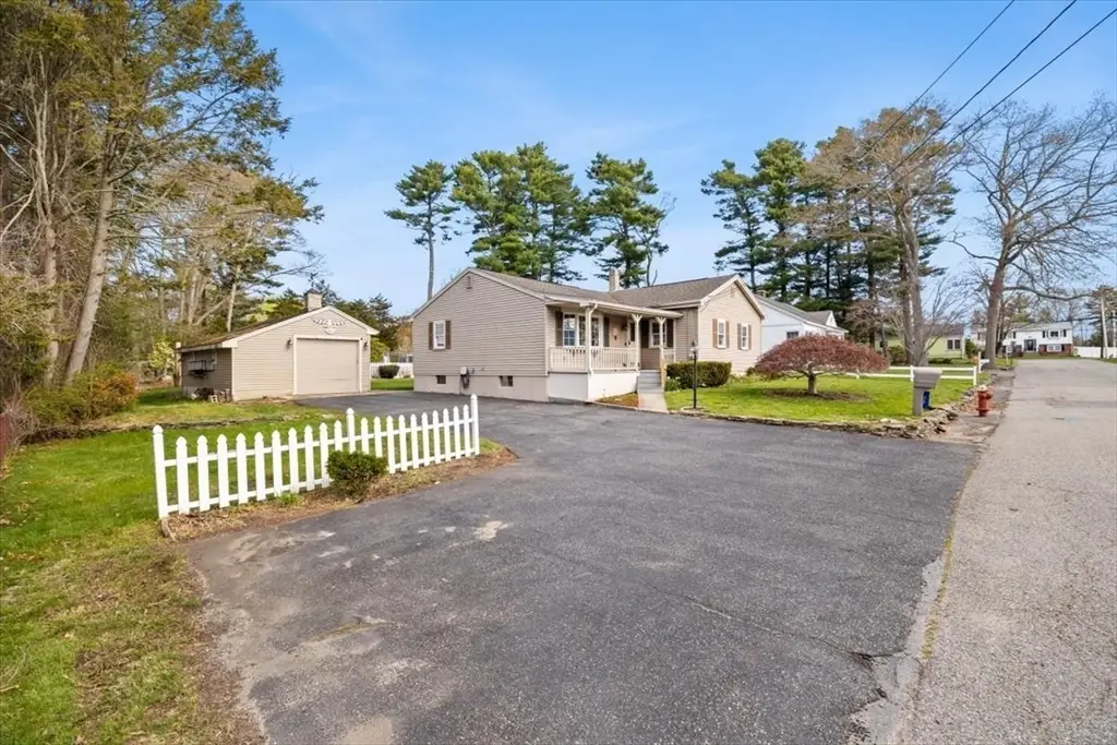 25 Andrew Ave, Taunton, MA 02780 - #1