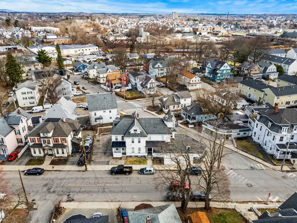 237 Branch St, Lowell, MA 01851 - #1