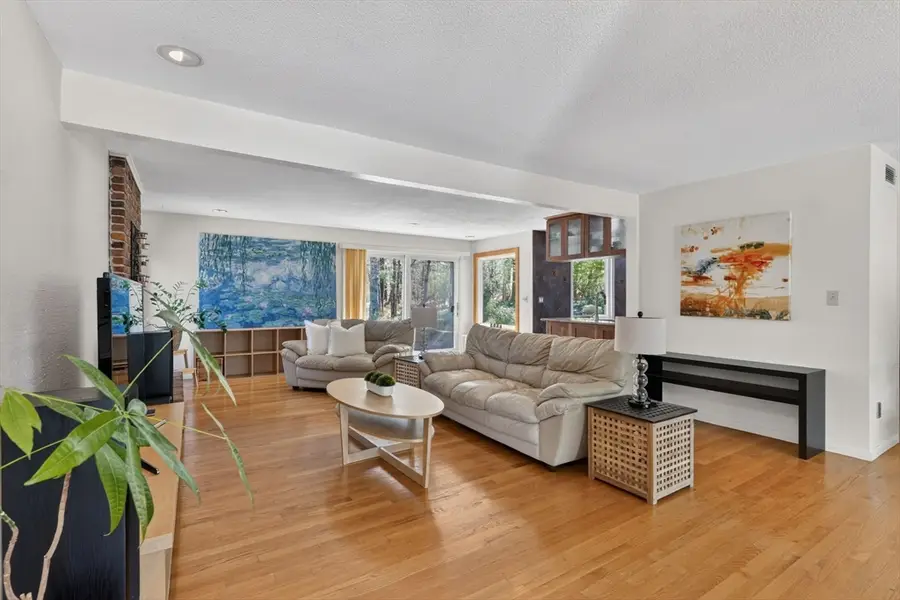 127 Inverness Ln, Longmeadow, MA 01106 - #3