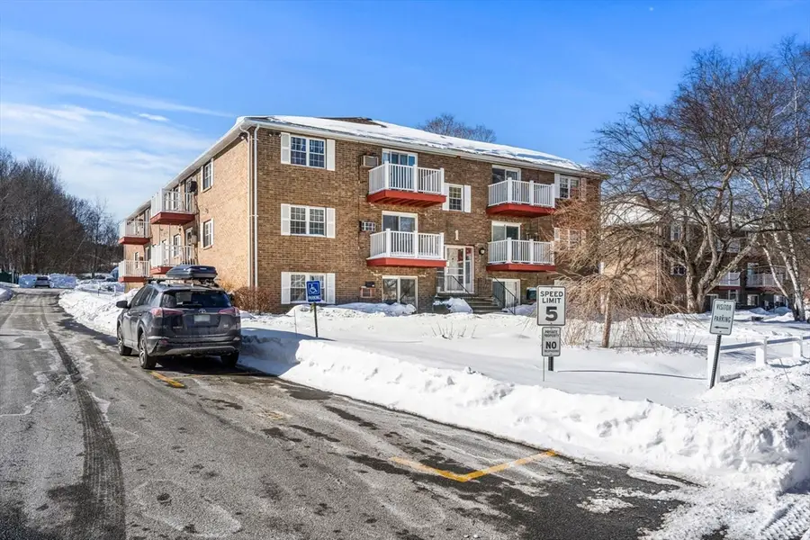 1 Brown Avenue #1-25, Amesbury, MA 01913 - #3