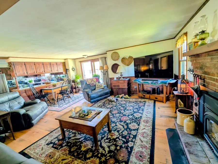 178 Dennison Hill Rd, Southbridge, MA 01550 - #3