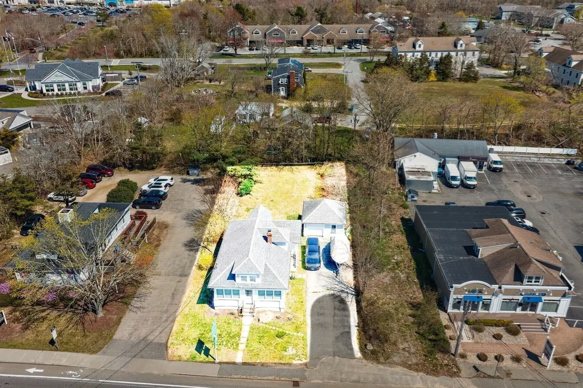83 Davis Straits, Falmouth, MA 02540 - #1