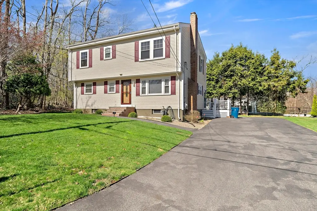 7 Oakwood Ave, Randolph, MA 02368 - #1