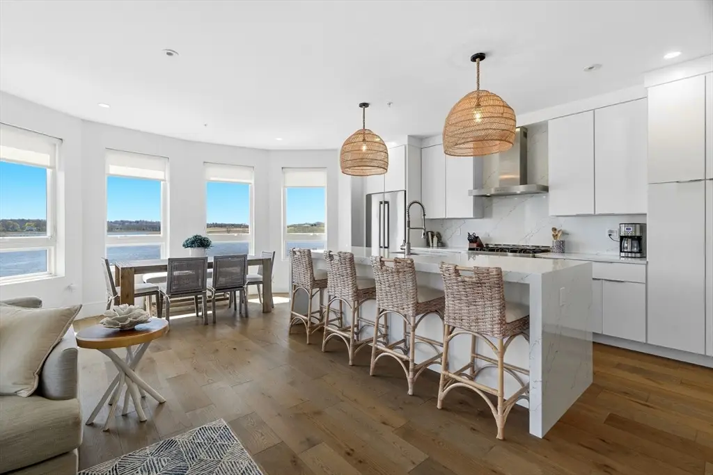 60 Newbury St #1, Quincy, MA 02171 - #1