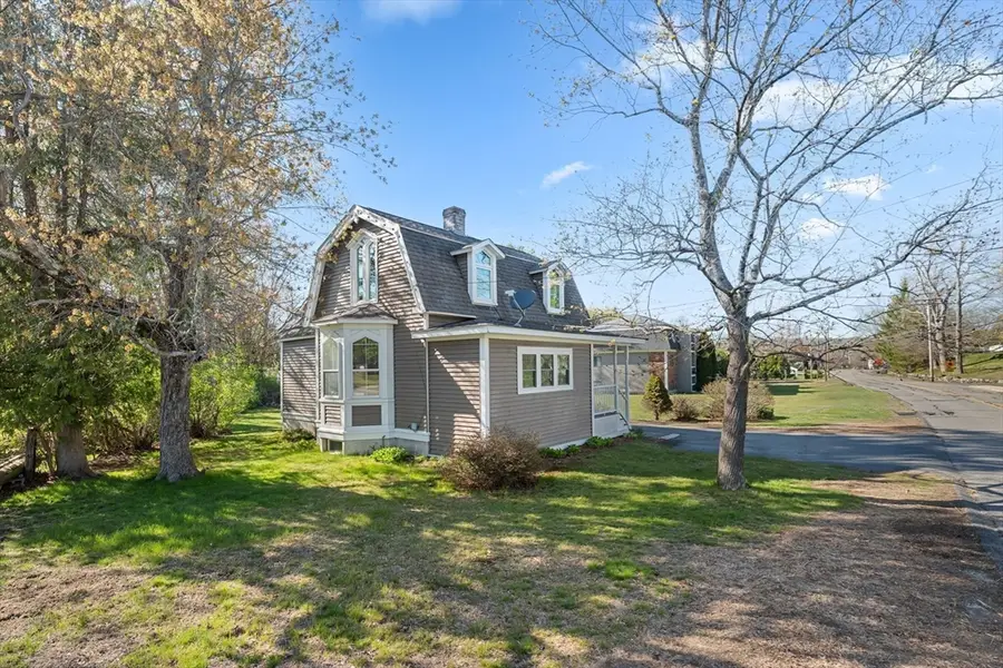 184 Pleasant St, South Grafton, MA 01560 - #3