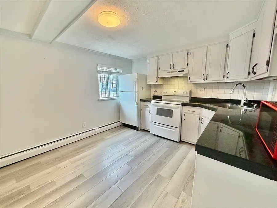 124 Addison St #4, Chelsea, MA 02150 - #2