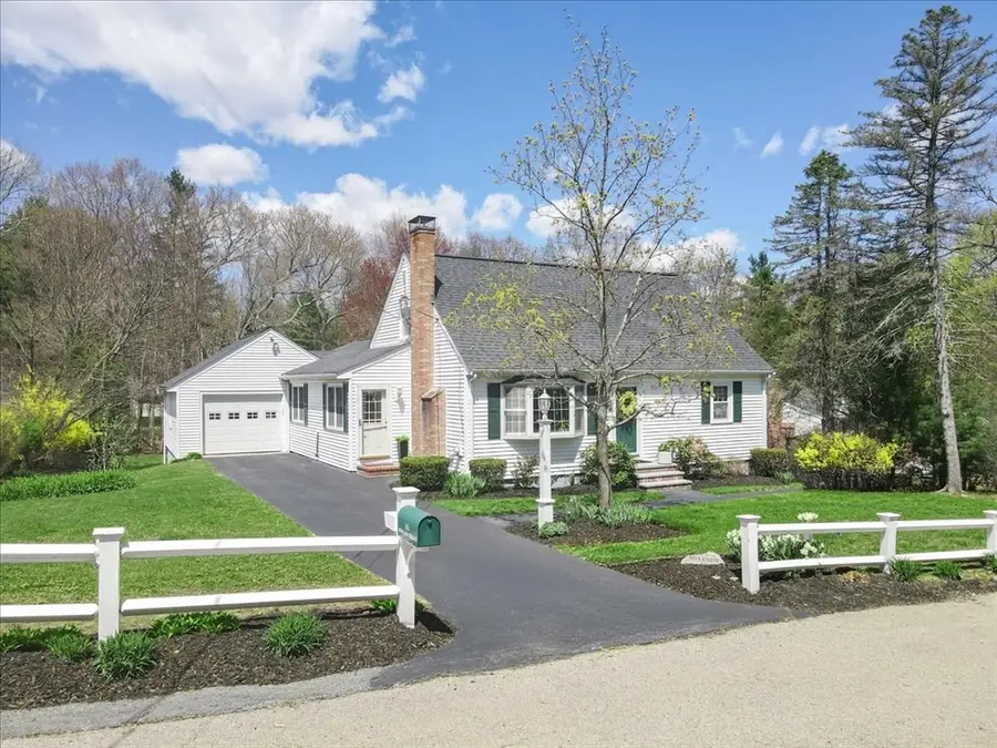 16 Howland Ter, Stoughton, MA 02072 - #2