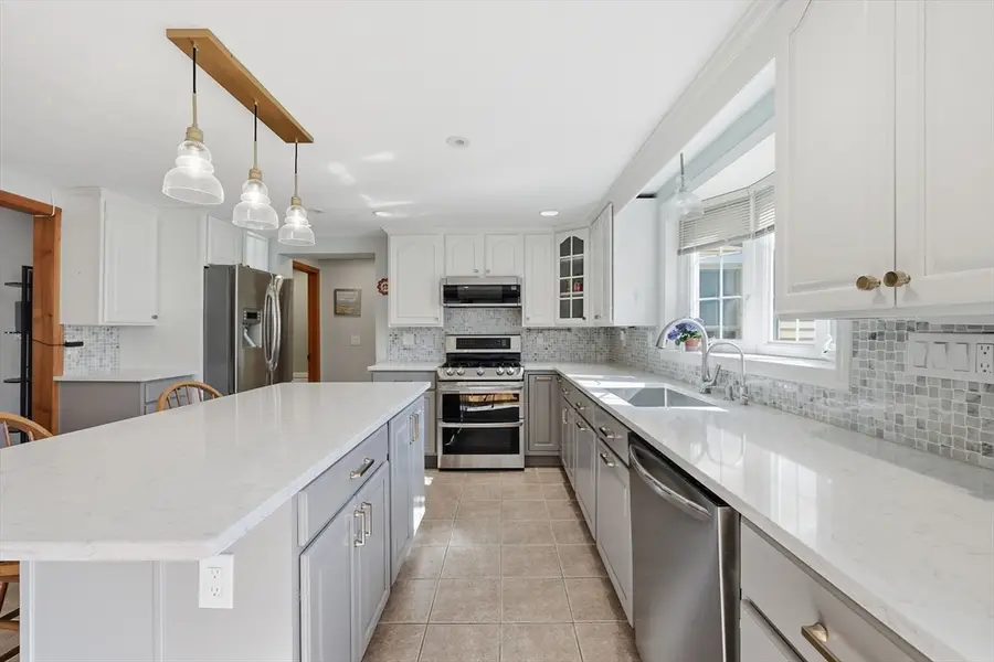 40 Pittroff Avenue, South Hadley, MA 01075 - #3