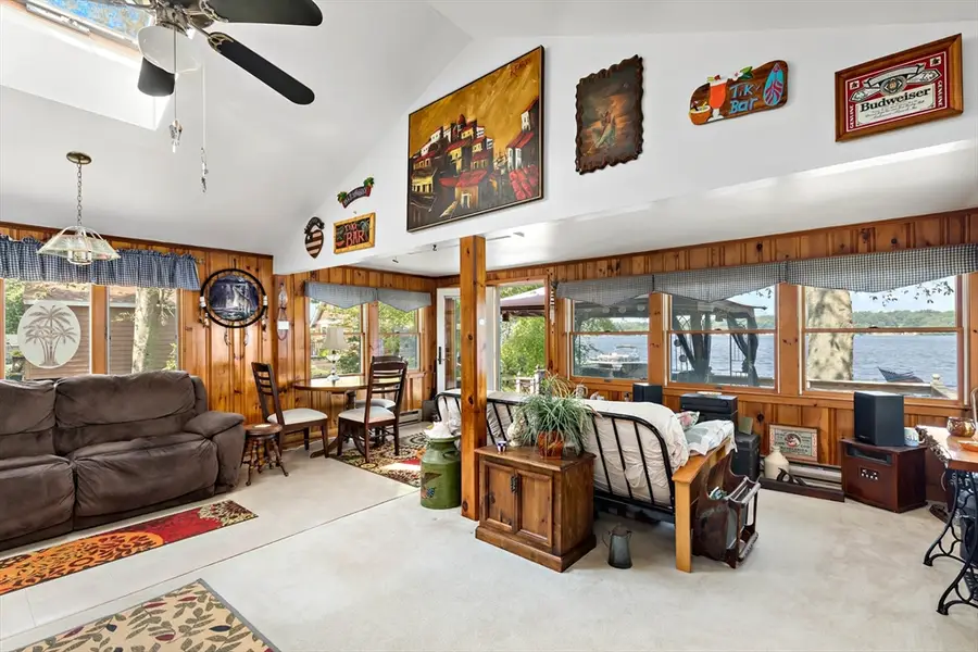 22 Fuller Shores Rd, Lakeville, MA 02347 - #2