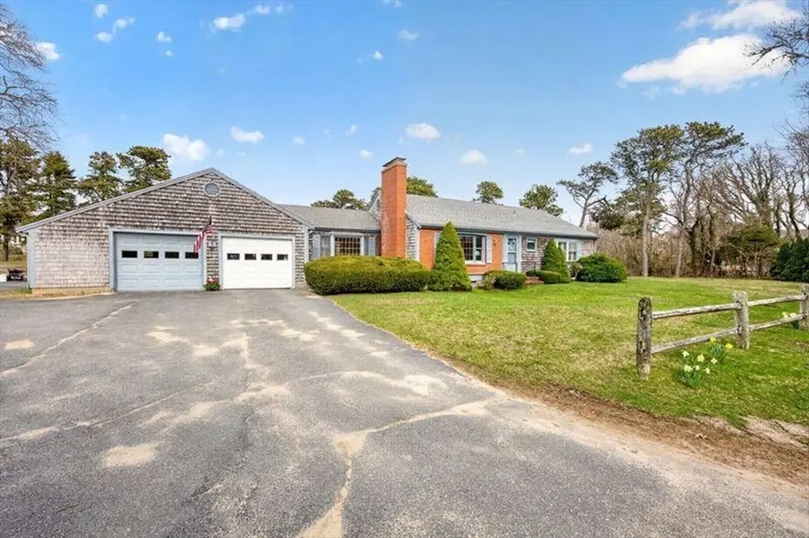 48 Glover Sq, Chatham, MA 02633 - #2