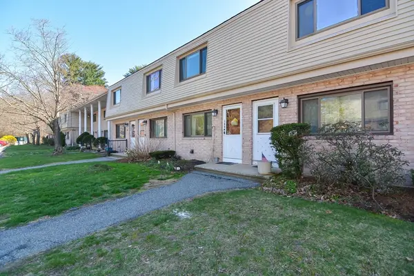 189 Farrwood Dr #189, Haverhill, MA 01830