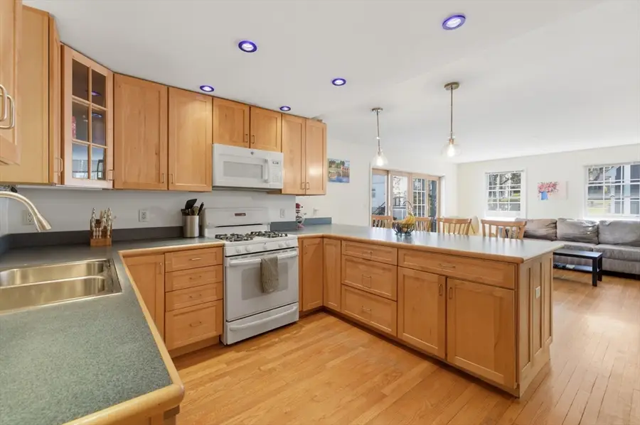 15 Ellison Road, Lexington, MA 02420 - #3