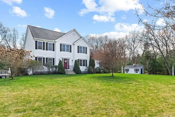 138 North St, Bellingham, MA 02019