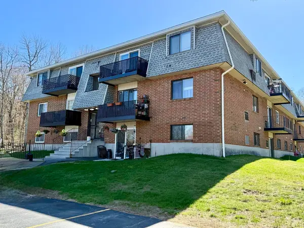 176 Maple Ave #5-25, Rutland, MA 01543