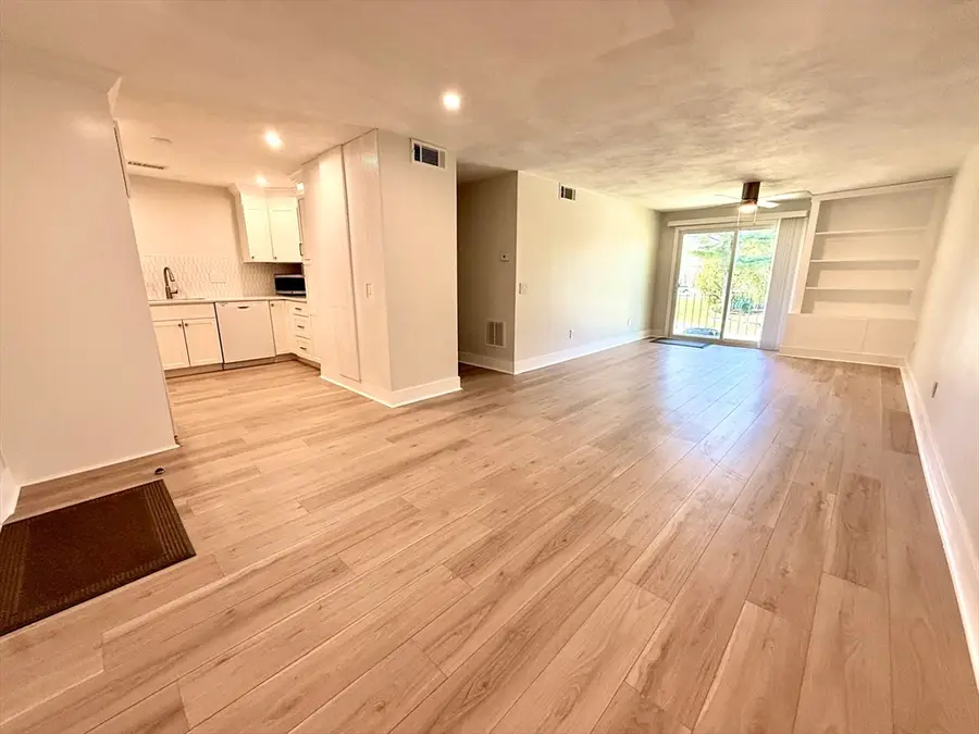 176 Maple Ave #5-25, Rutland, MA 01543 - #2