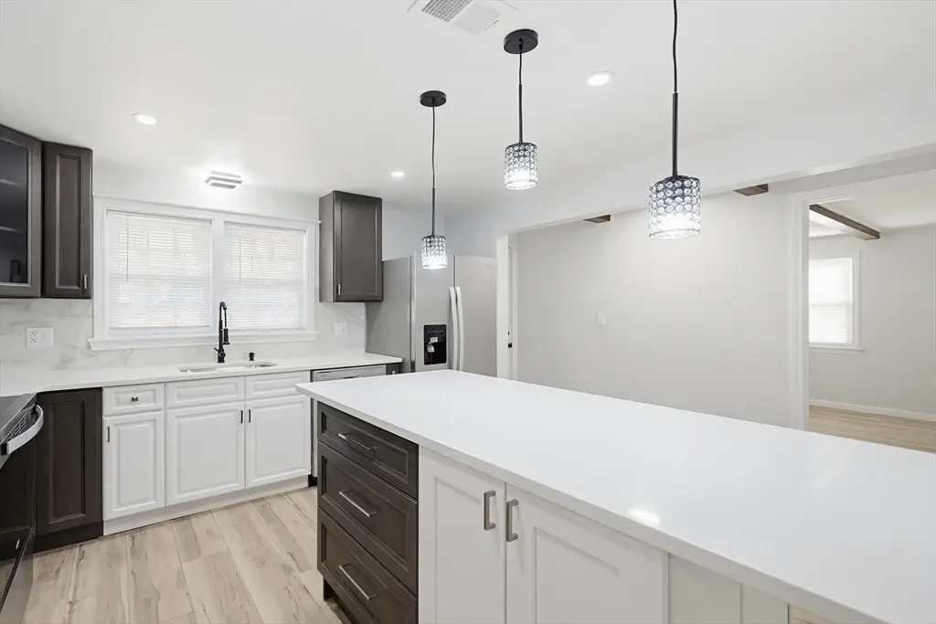 26 Debbie Rd, Brockton, MA 02302 - #1