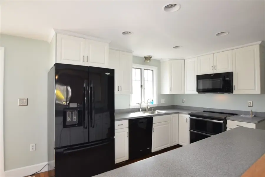 71 Rockefeller St, Randolph, MA 02368 - #2