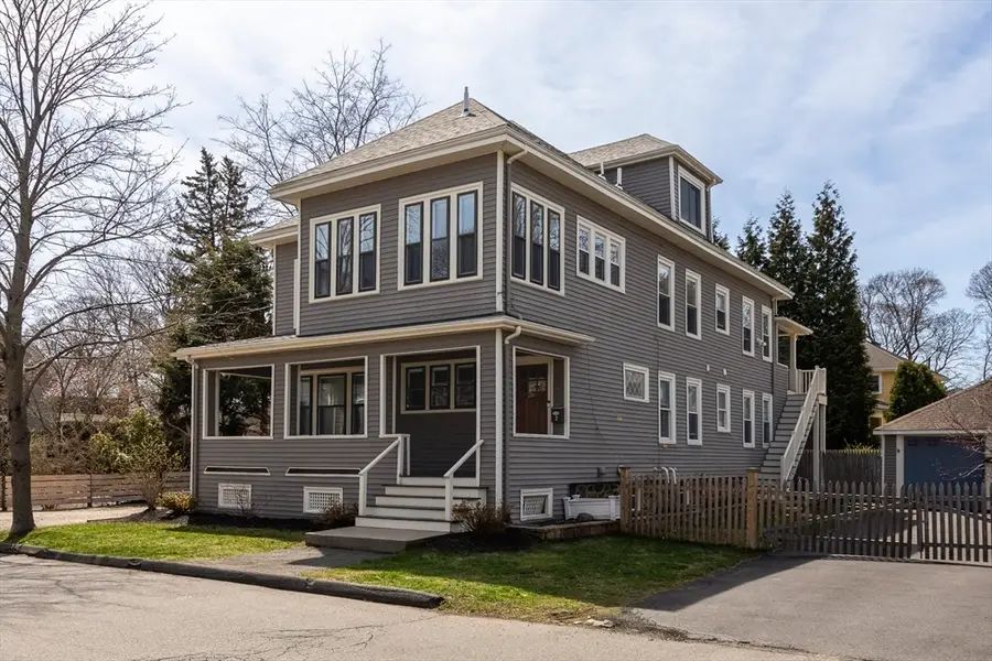 26 Cedar St #2, Marblehead, MA 01945 - #3