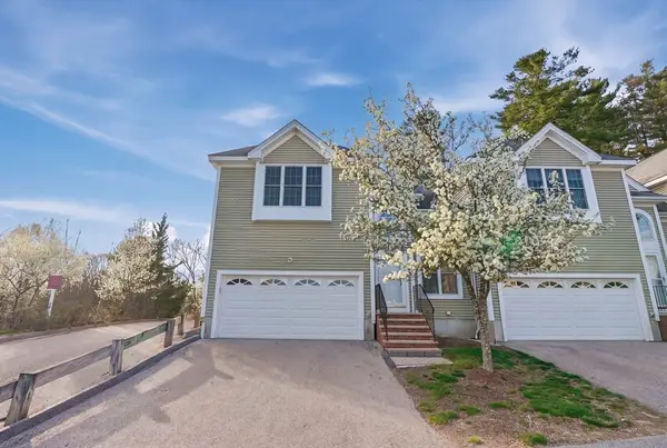 43 Knowlton Cir #43, Upton, MA 01568