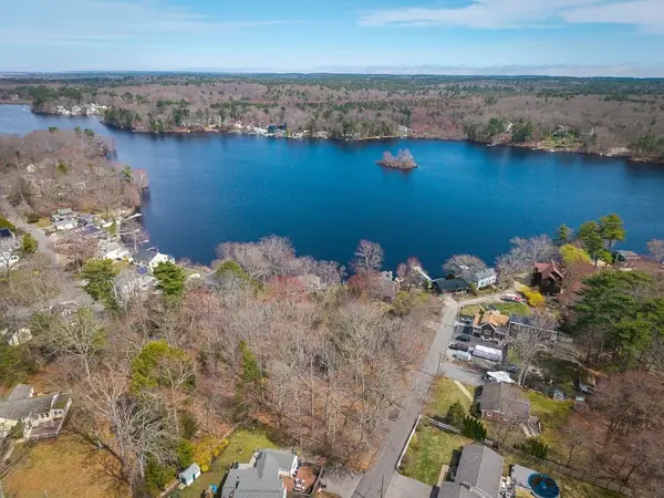 21 Beech Street, Hamilton, MA 01982