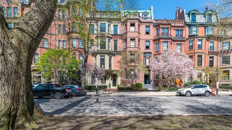 183 Commonwealth Ave. #PH, Boston, MA 02116 - #2